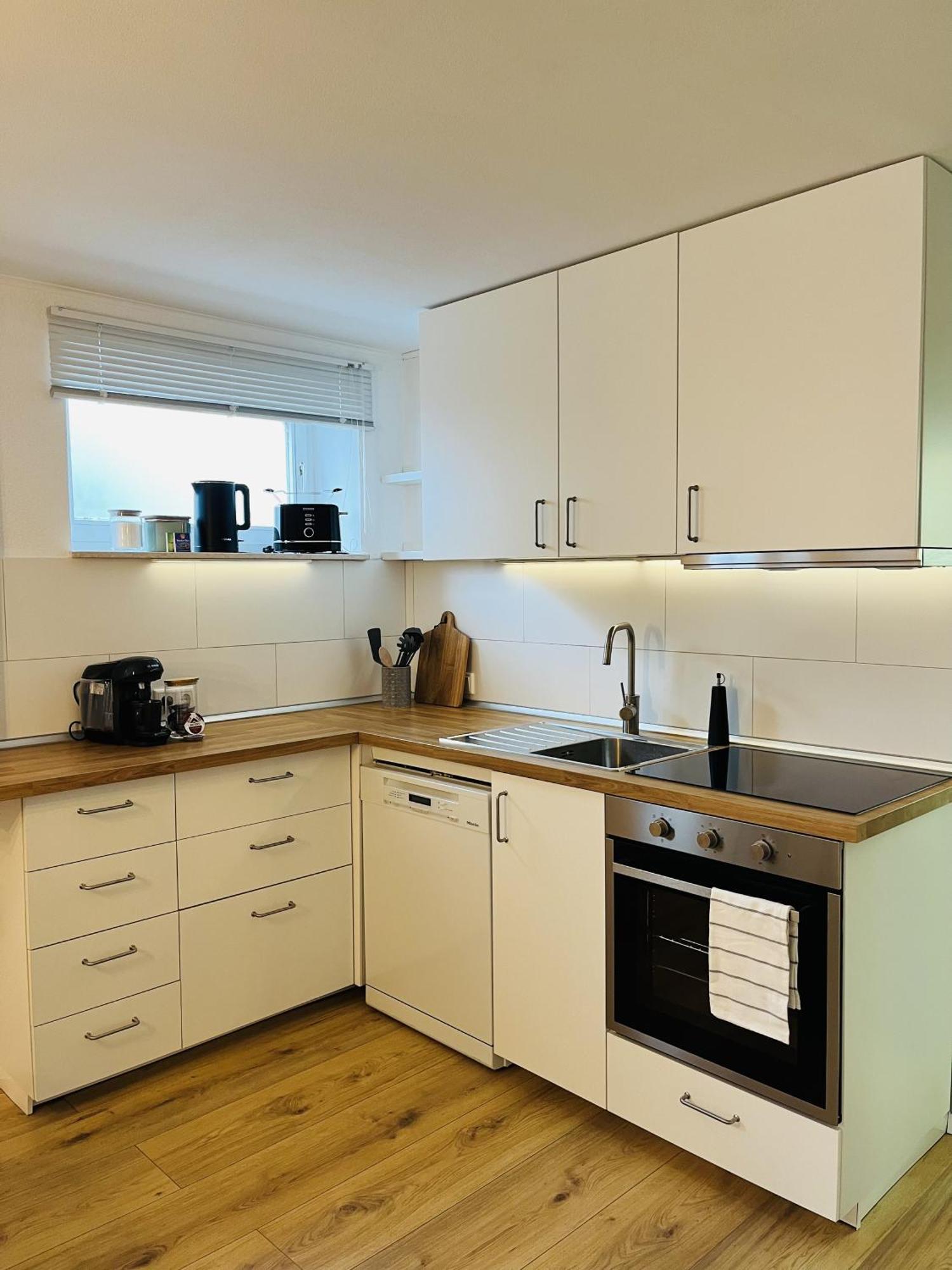 Overnight No2 - Studio, Kueche, Netflix Hannover Ngoại thất bức ảnh